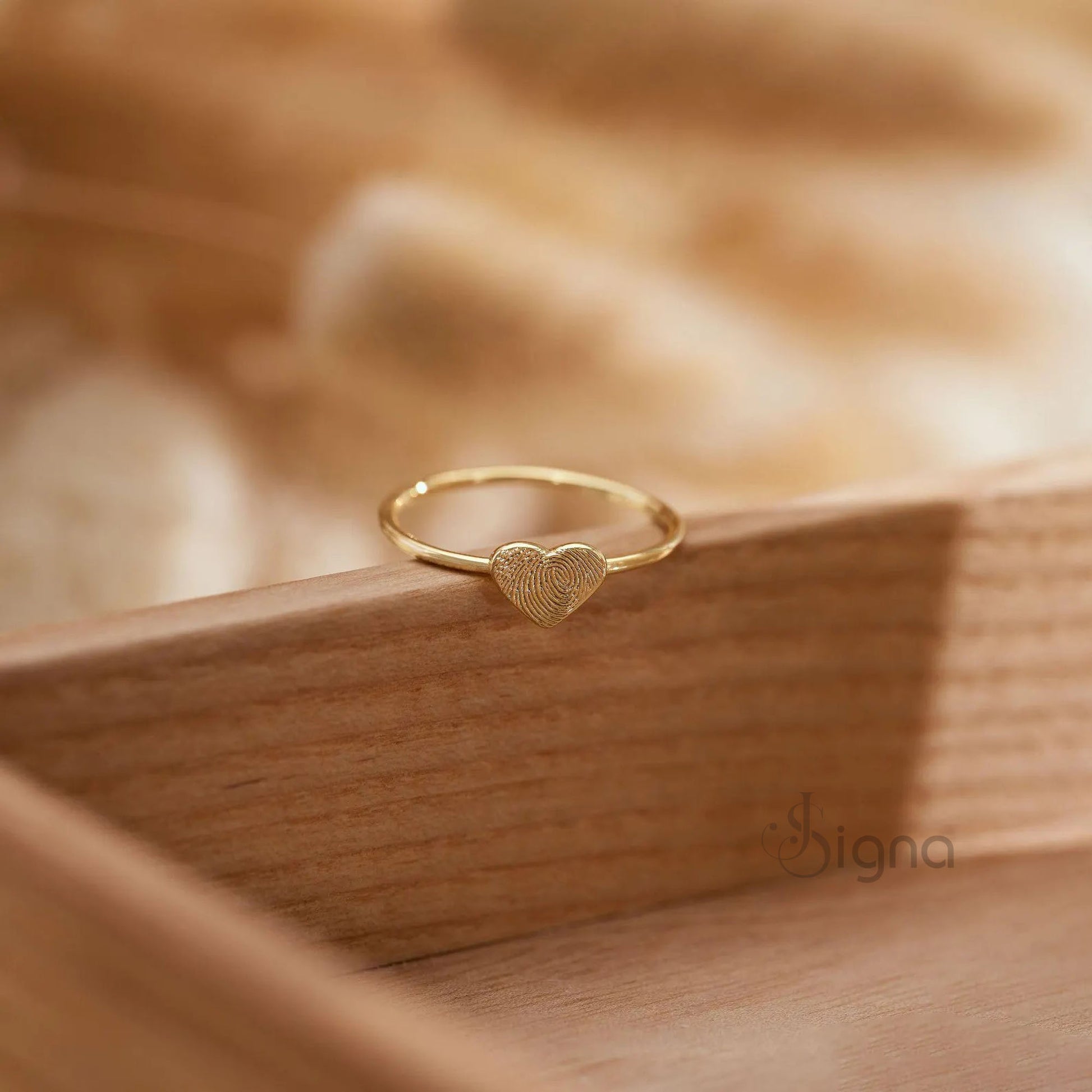 Custom memorial fingerprint jewellery ring