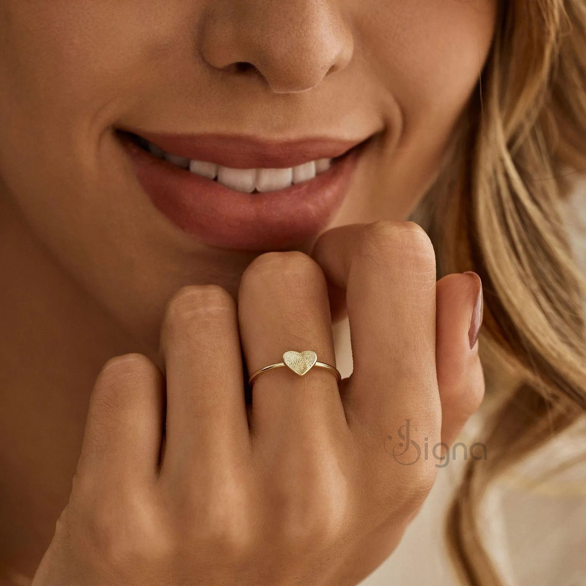 Engraved heart ring with real fingerprint