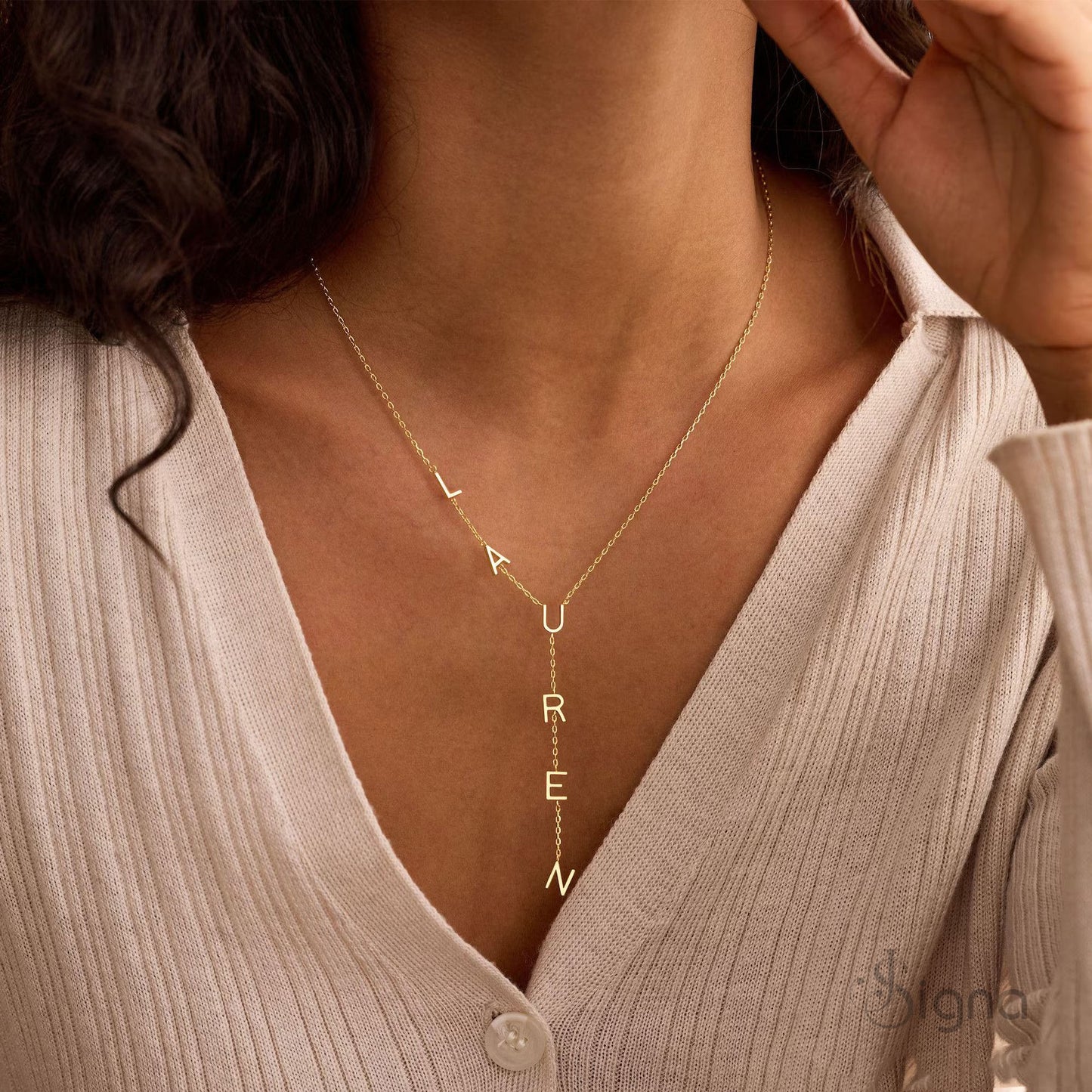 modern y-drop name necklace gold