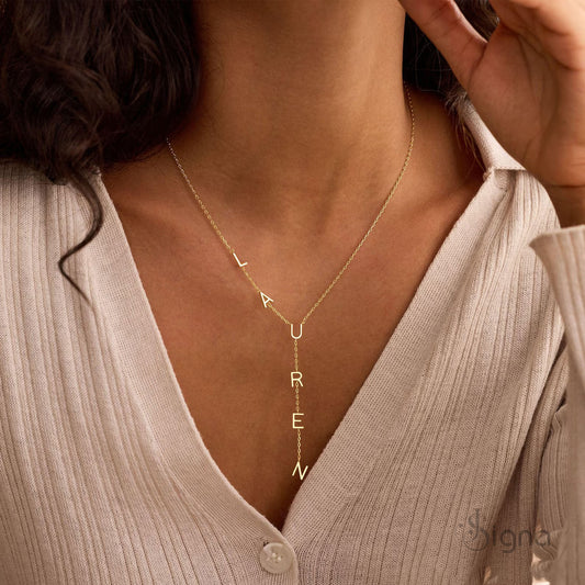 Modern Y-drop name necklace gold